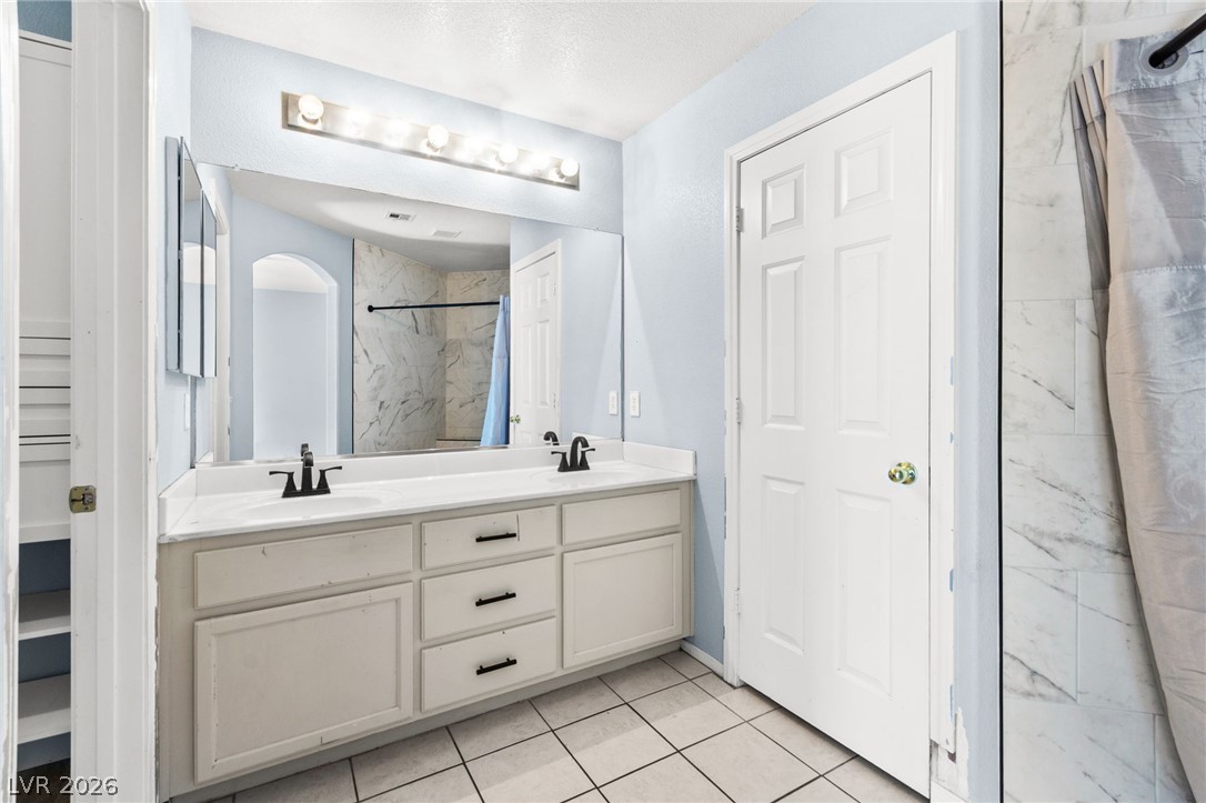 8117 Lilac Harbor Court Las Vegas NV 89143