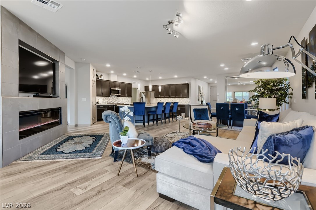 356 Coastal Fog Avenue Las Vegas NV 89183
