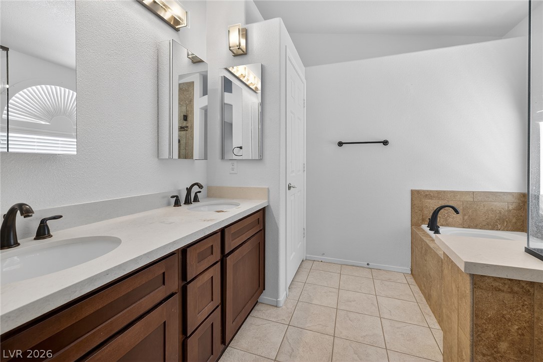 3169 Castle Canyon Avenue Henderson NV 89052