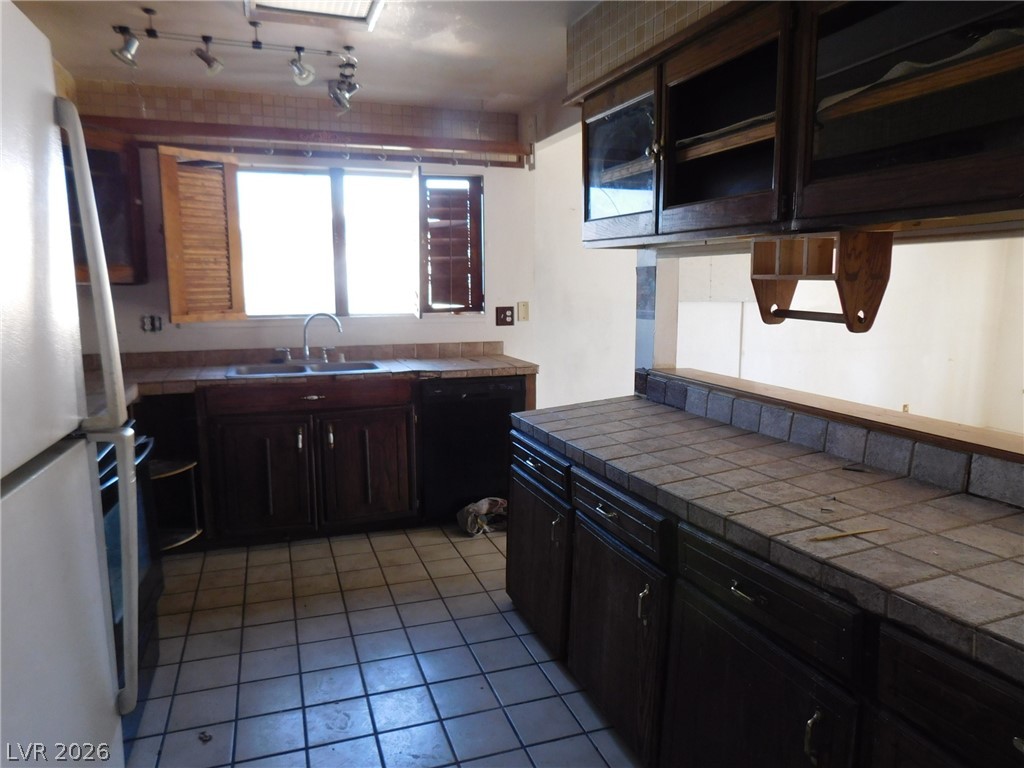 7105 Pinelake Road Las Vegas NV 89145