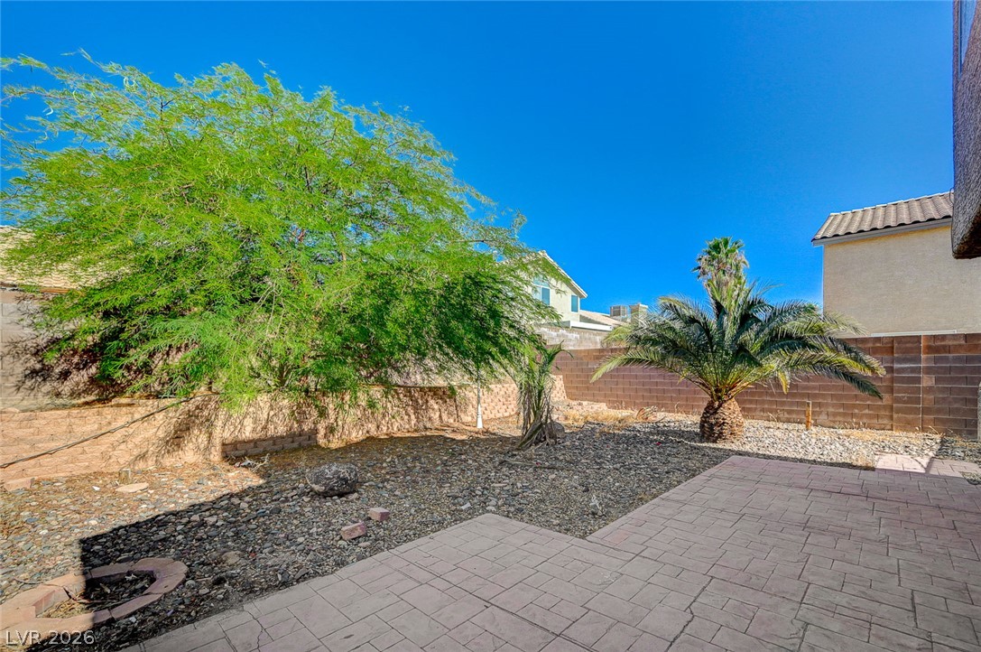 2000 Fallsburg Way Henderson NV 89002