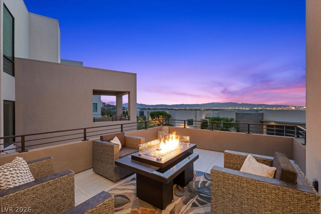 386 Solitude Peak Lane Henderson NV 89012