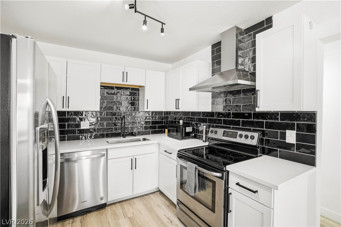 2013 Howard Avenue Las Vegas NV 89104