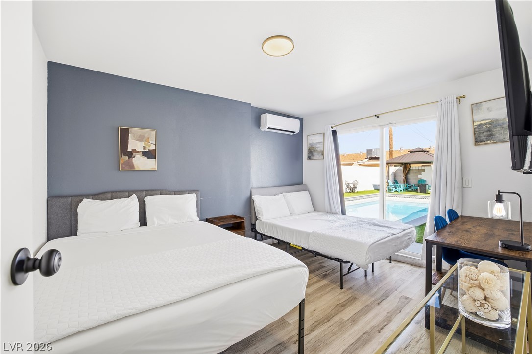 2013 Howard Avenue Las Vegas NV 89104