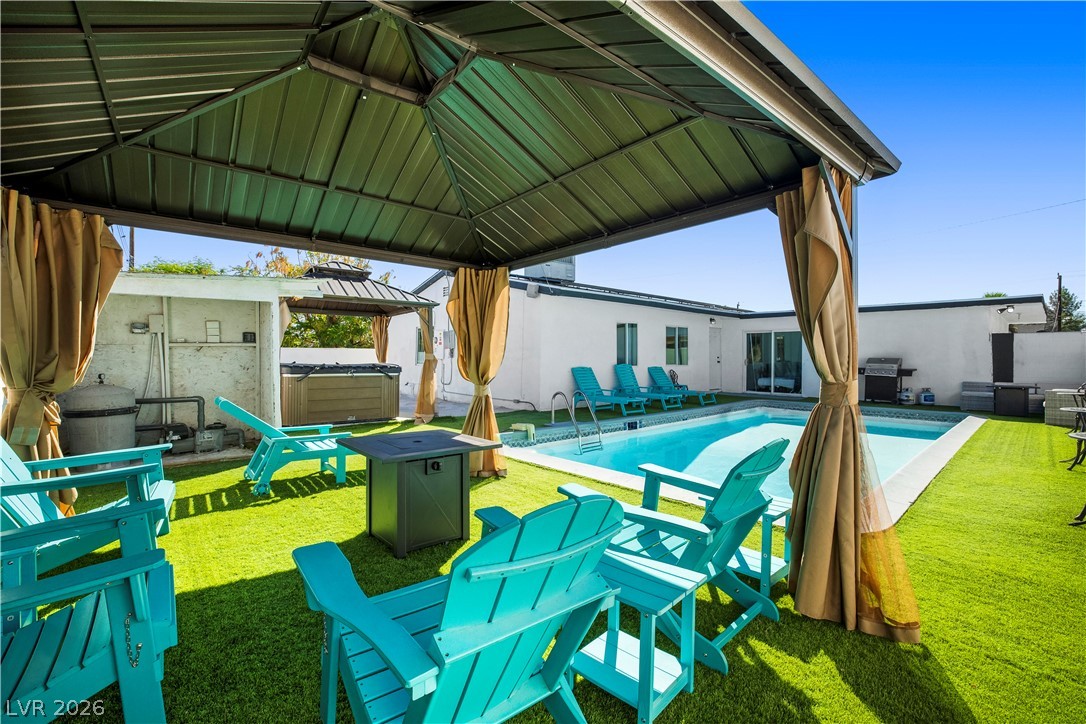 2013 Howard Avenue Las Vegas NV 89104