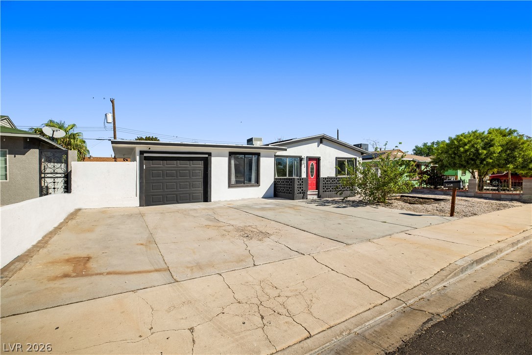 2013 Howard Avenue Las Vegas NV 89104