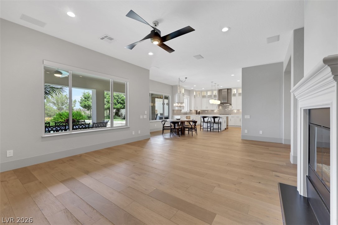 2172 Pont National Drive Henderson NV 89044
