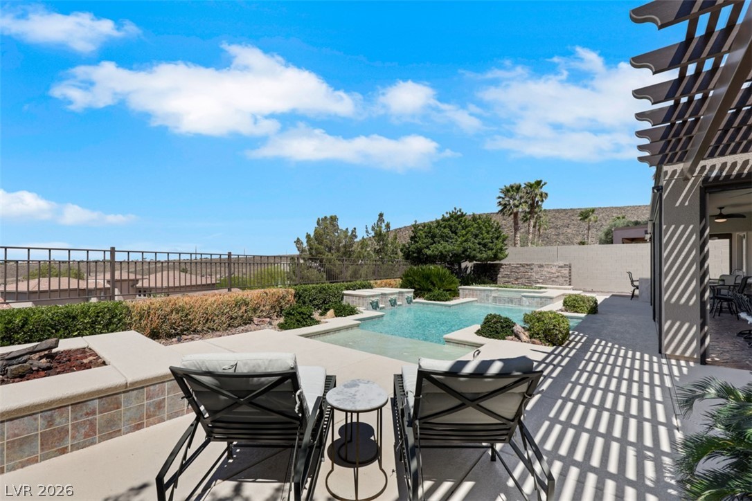 2172 Pont National Drive Henderson NV 89044