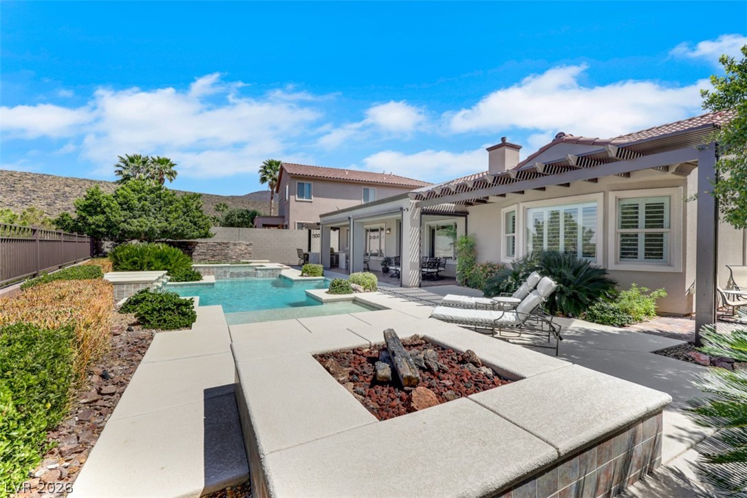 2172 Pont National Drive Henderson NV 89044