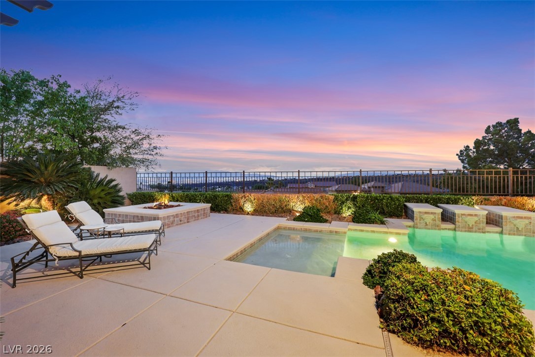 2172 Pont National Drive Henderson NV 89044