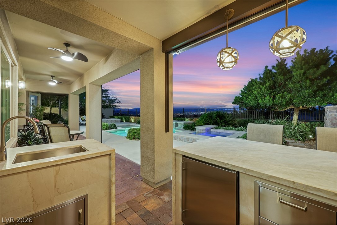 2172 Pont National Drive Henderson NV 89044