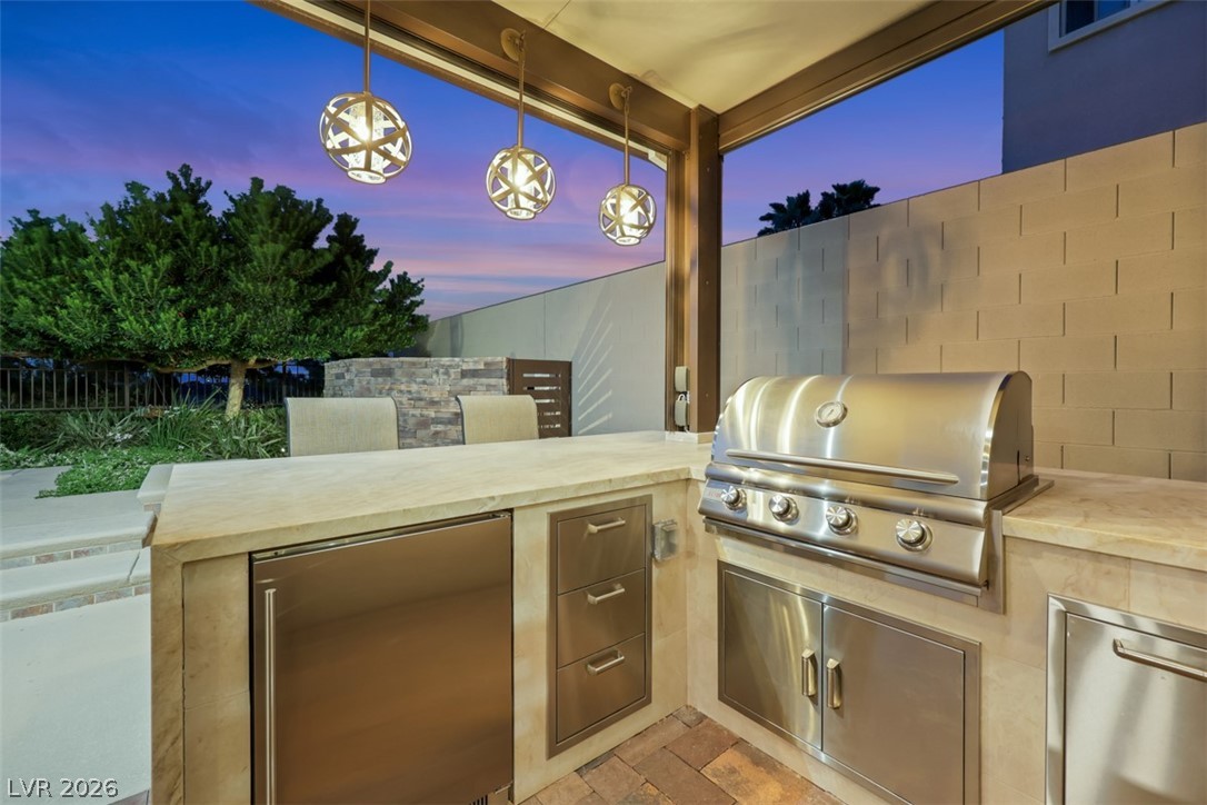 2172 Pont National Drive Henderson NV 89044