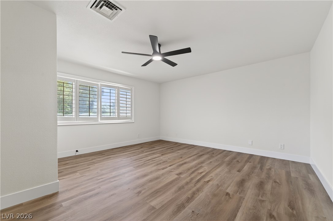 335 Greenbriar Townhouse Way Las Vegas NV 89121