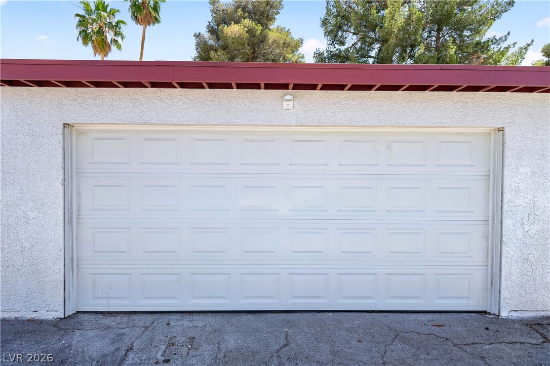 335 Greenbriar Townhouse Way Las Vegas NV 89121