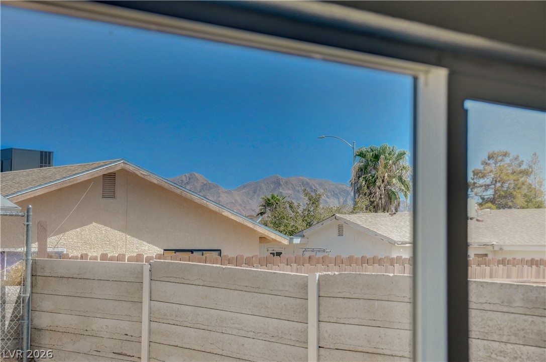4098 Boratko Street Las Vegas NV 89115