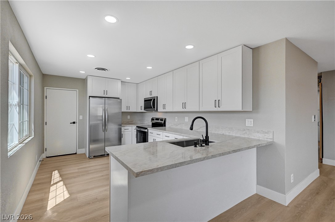 4098 Boratko Street Las Vegas NV 89115