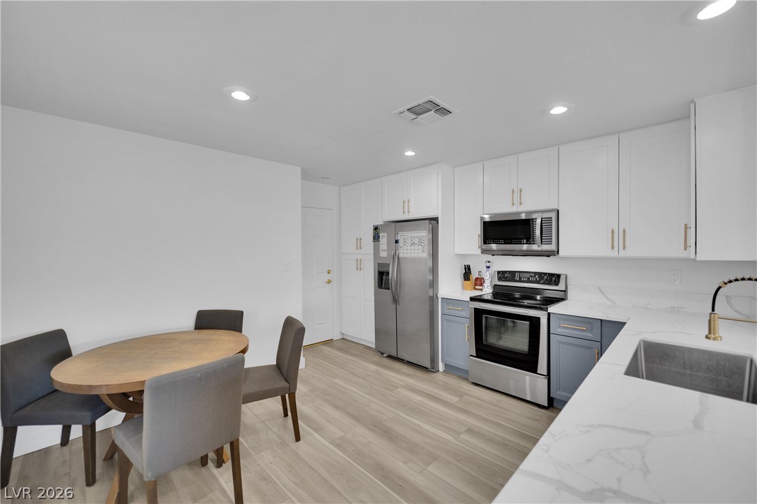 6940 Emerald Springs Lane Las Vegas NV 89113