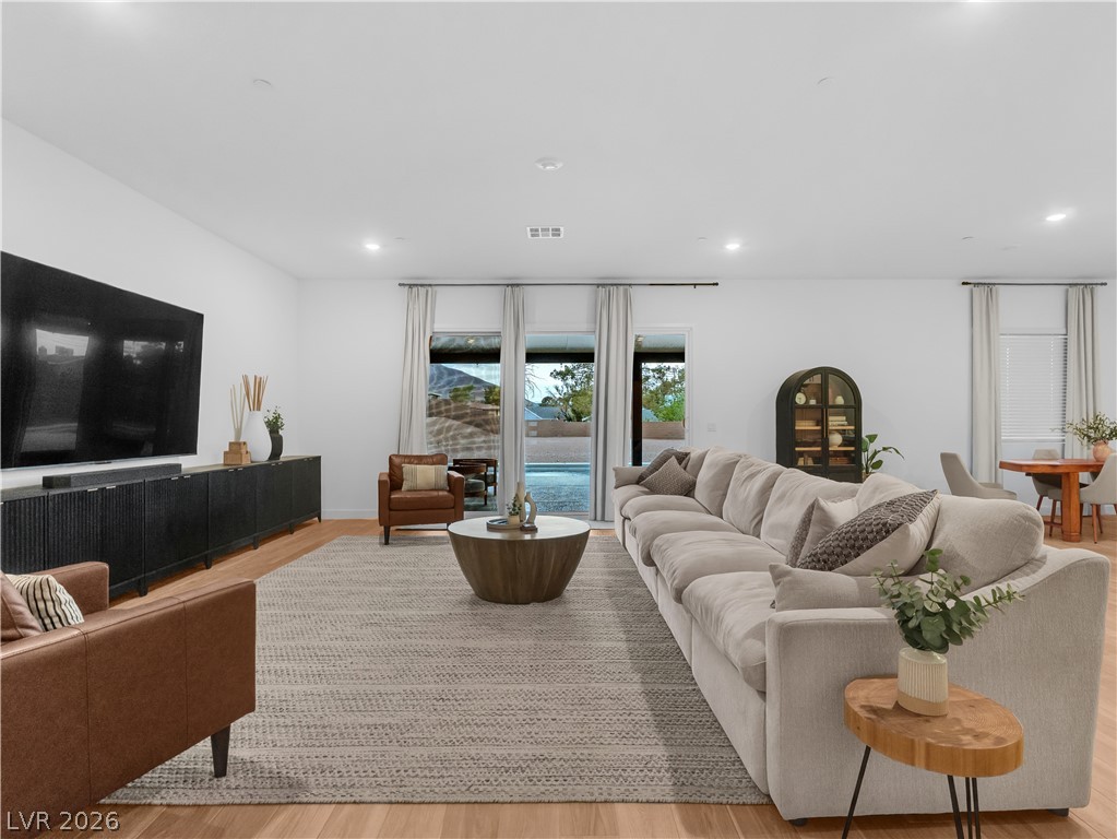153 Montevallo Bend Street Henderson NV 89015