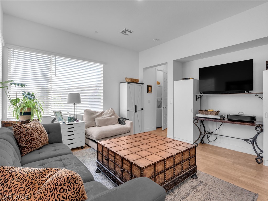 153 Montevallo Bend Street Henderson NV 89015