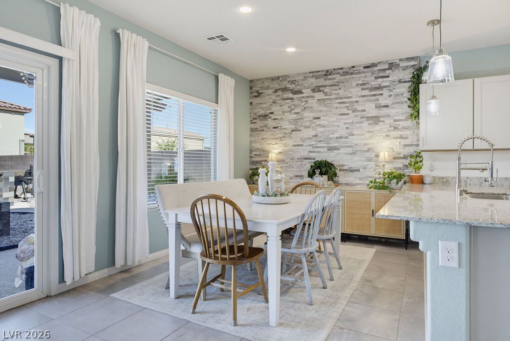 7314 Glimmer Point Street North Las Vegas NV 89084