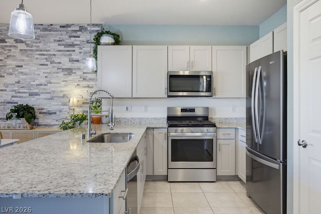 7314 Glimmer Point Street North Las Vegas NV 89084