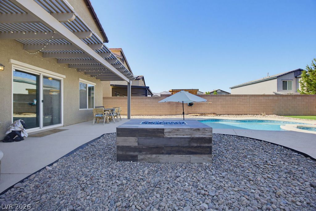 7314 Glimmer Point Street North Las Vegas NV 89084