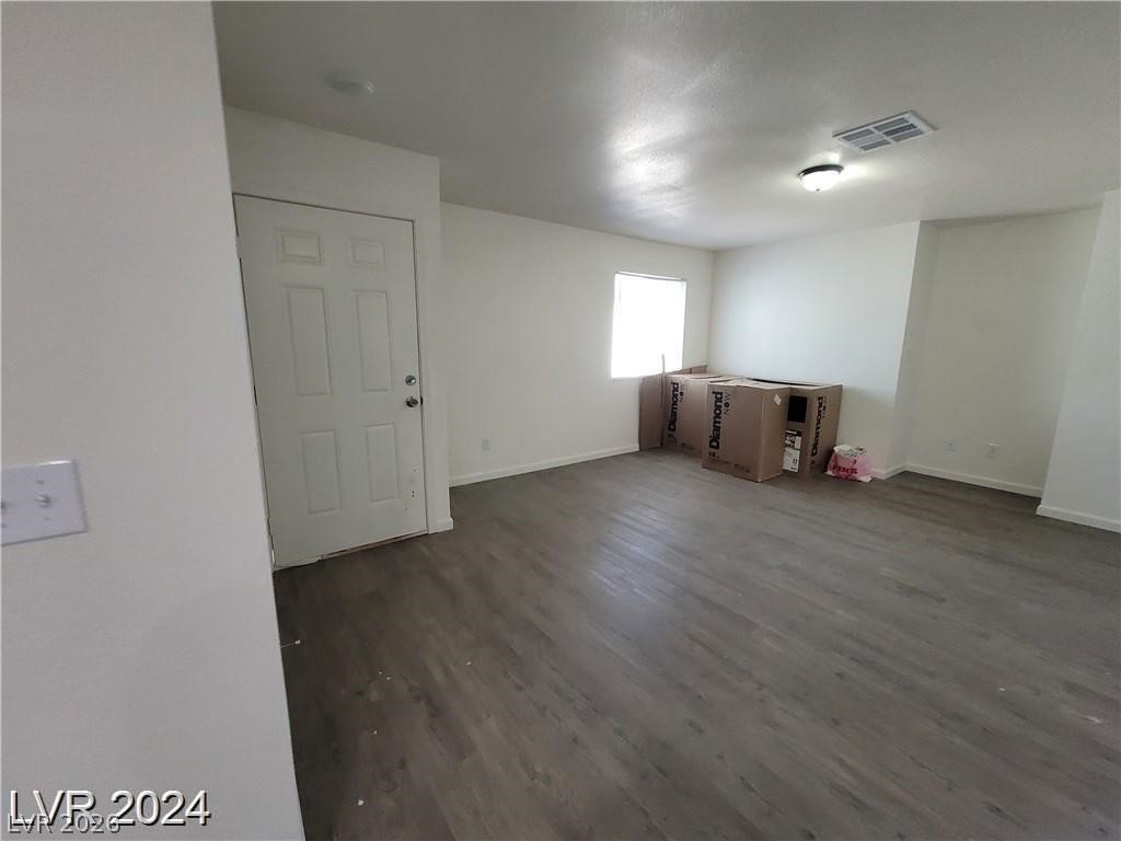 7324 Empress Drive Las Vegas NV 89147
