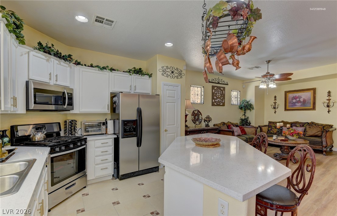 6329 Kitamaya Street North Las Vegas NV 89031