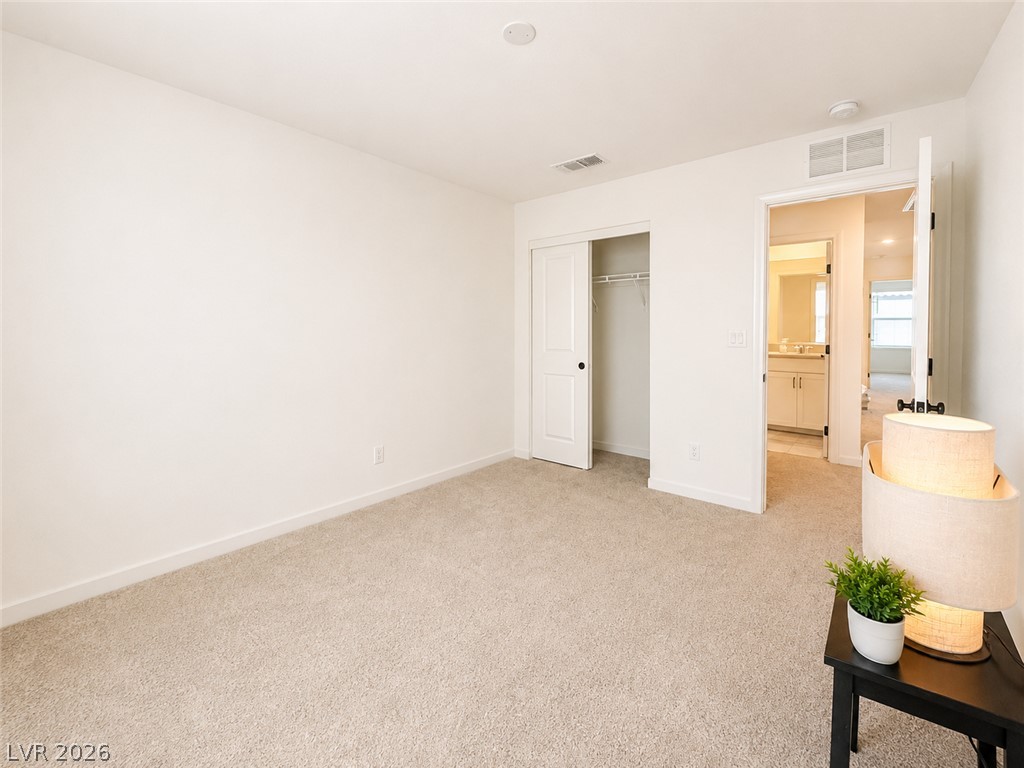 7623 Lush Oasis Avenue Las Vegas NV 89113