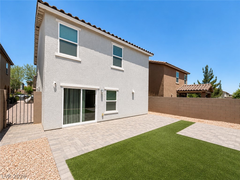 7623 Lush Oasis Avenue Las Vegas NV 89113