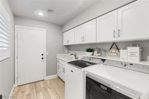 8936 Rainbow Ridge Drive Las Vegas NV 89117