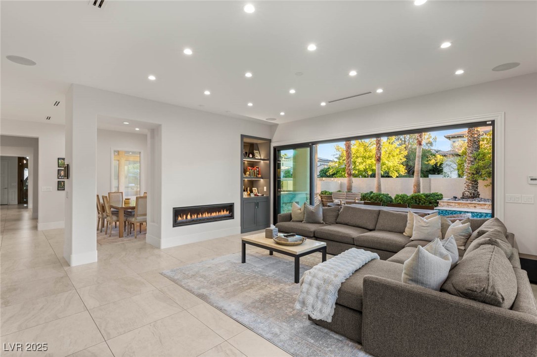 309 Royal Aberdeen Way Las Vegas NV 89144