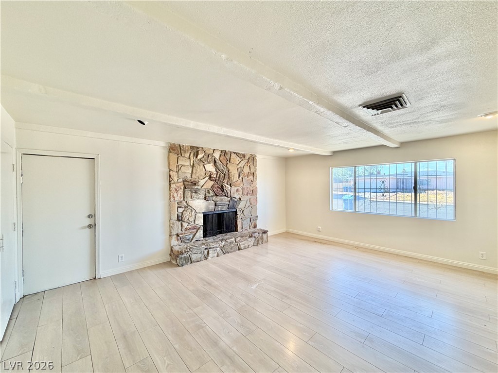 5213 Longridge Avenue Las Vegas NV 89146