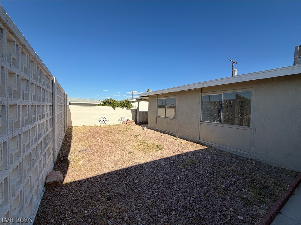 5213 Longridge Avenue Las Vegas NV 89146