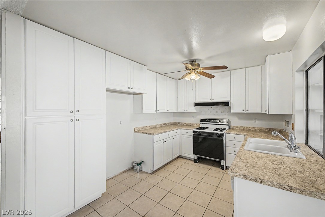 4725 Lake Place Las Vegas NV 89147