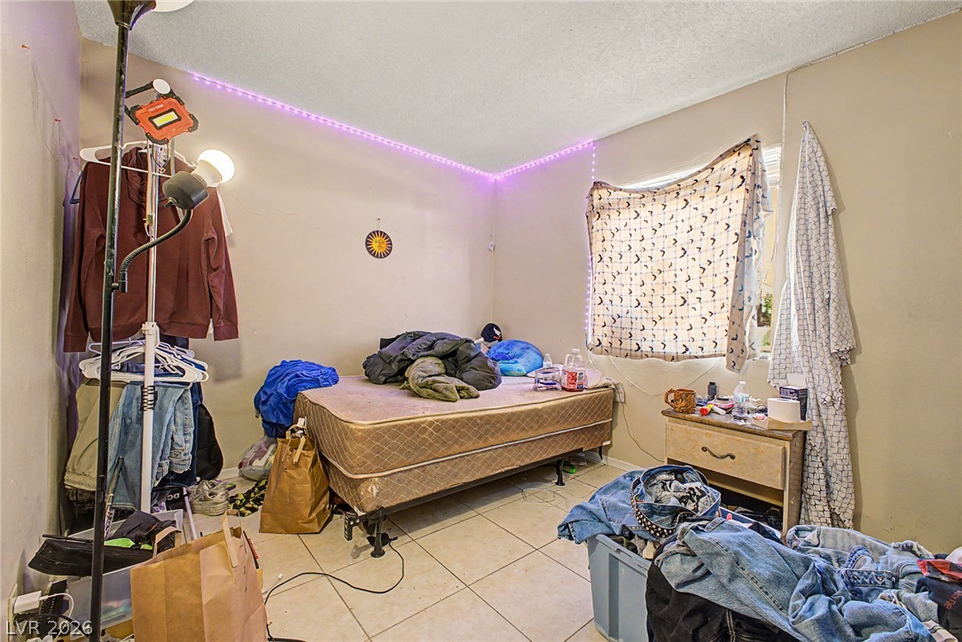5015 Carmel Avenue Las Vegas NV 89122