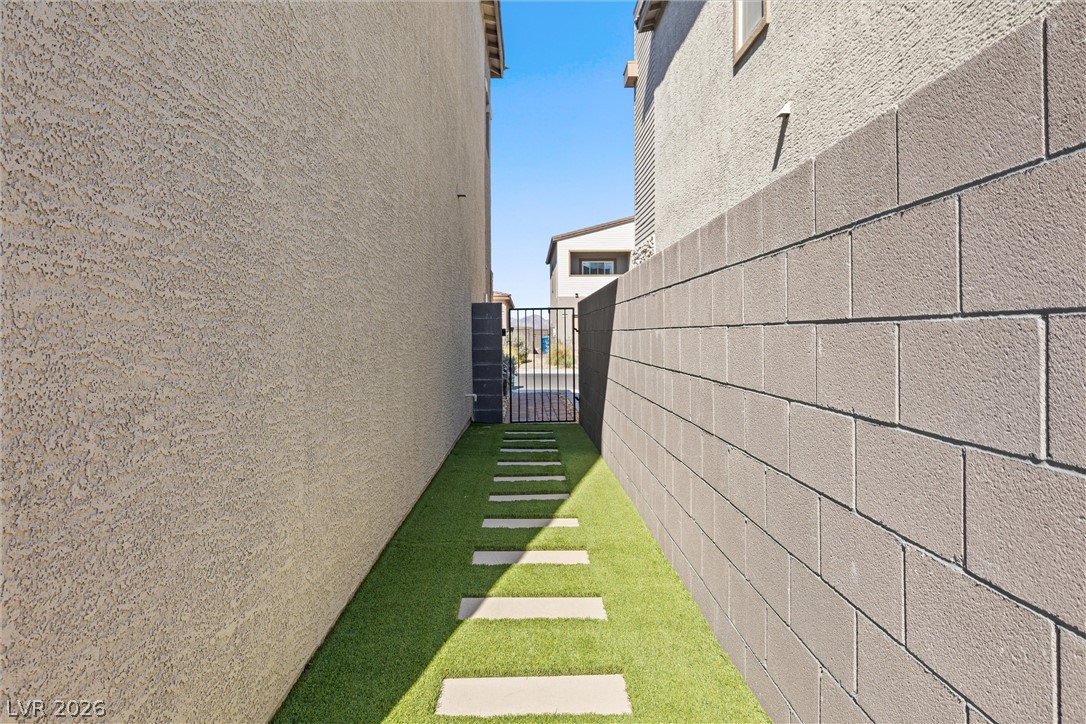 9739 Harper Edge Street Las Vegas NV 89143
