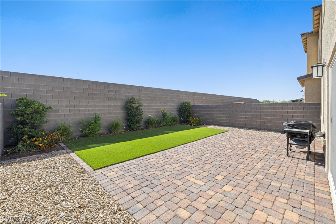 9739 Harper Edge Street Las Vegas NV 89143