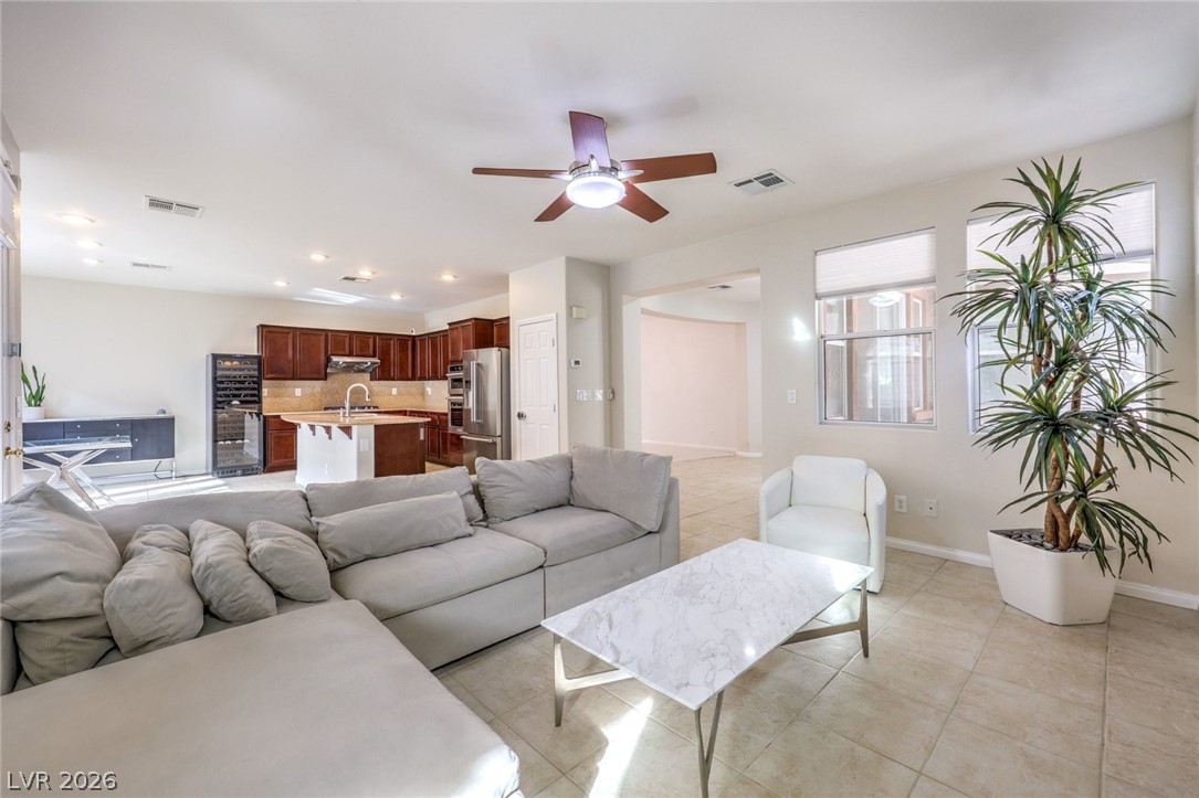 553 Wandering Violets Way Las Vegas NV 89138