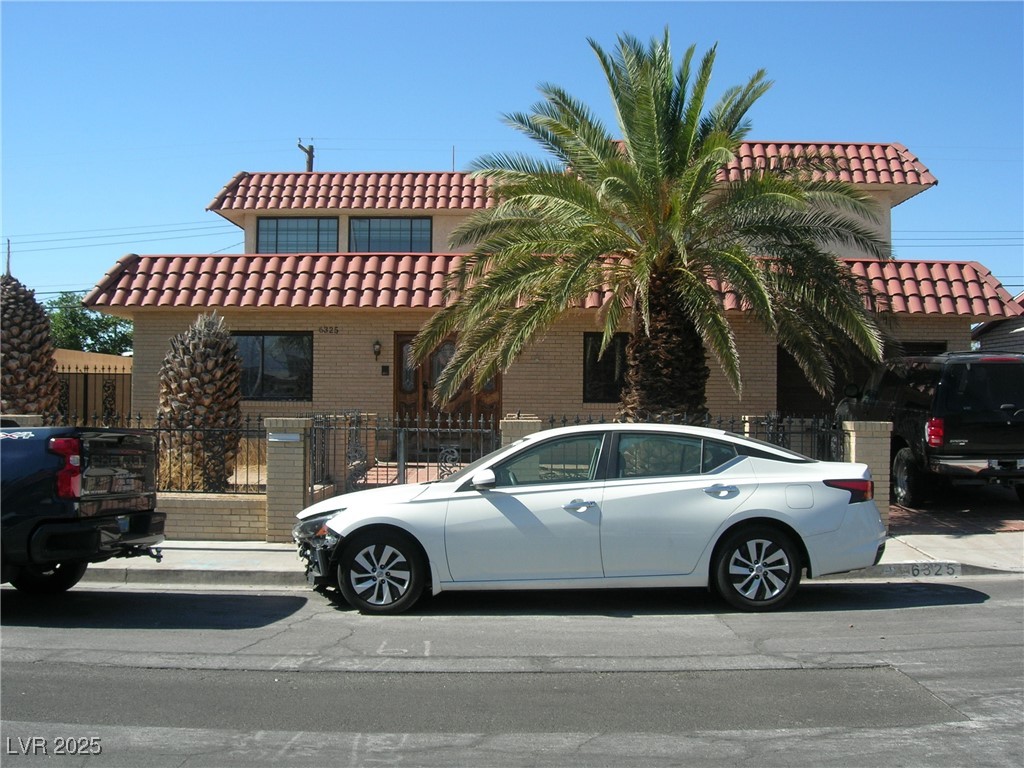 6325 Burgundy Way Las Vegas NV 89107