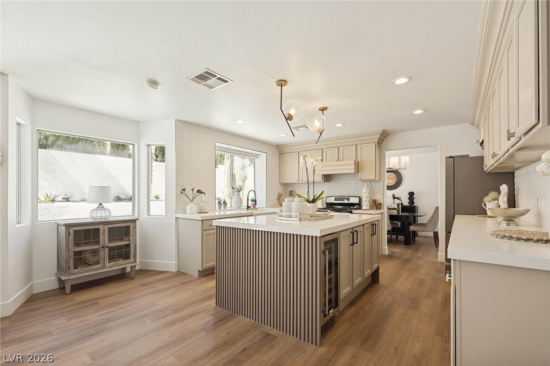 7825 Desert Bell Avenue Las Vegas NV 89128