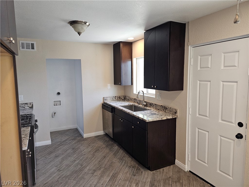 1074 King Richard Avenue Las Vegas NV 89119