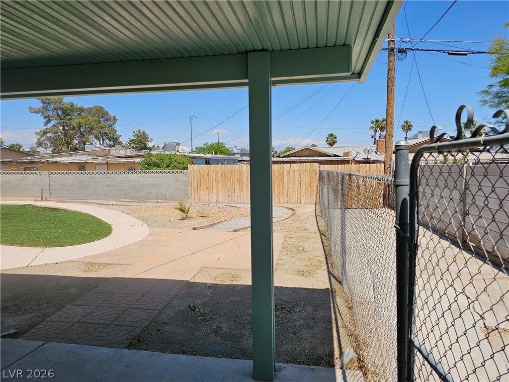1074 King Richard Avenue Las Vegas NV 89119