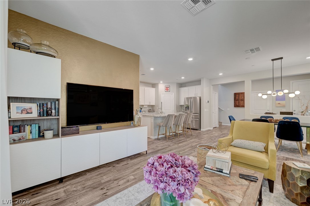 373 Purple Sandpiper Street Las Vegas NV 89138