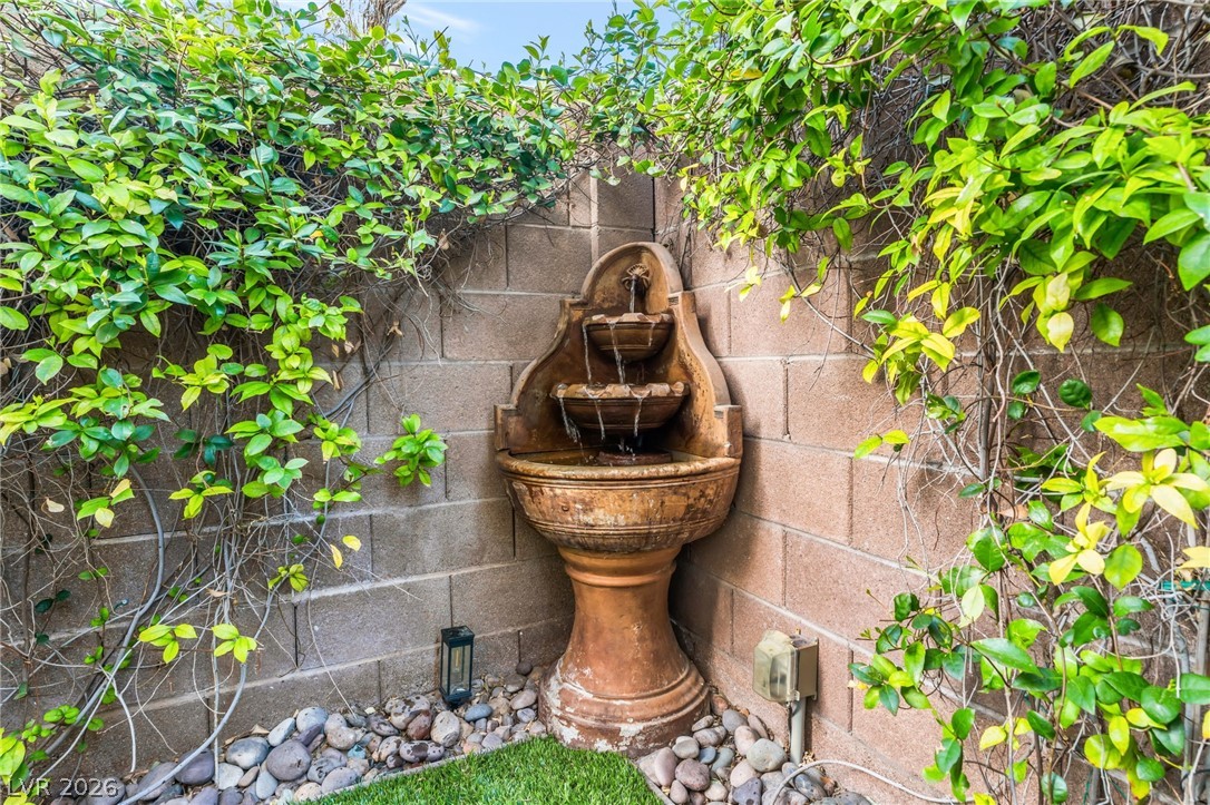 1001 Prestwick Street Las Vegas NV 89145