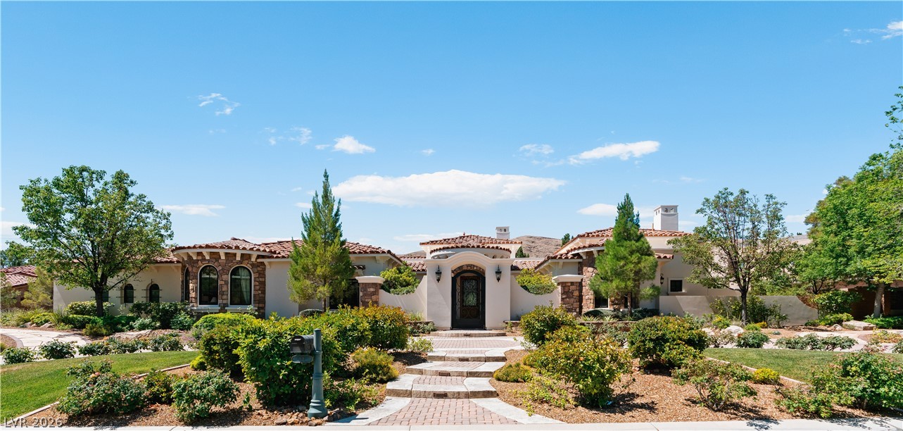 11 Olympia Hills Circle Las Vegas NV 89141