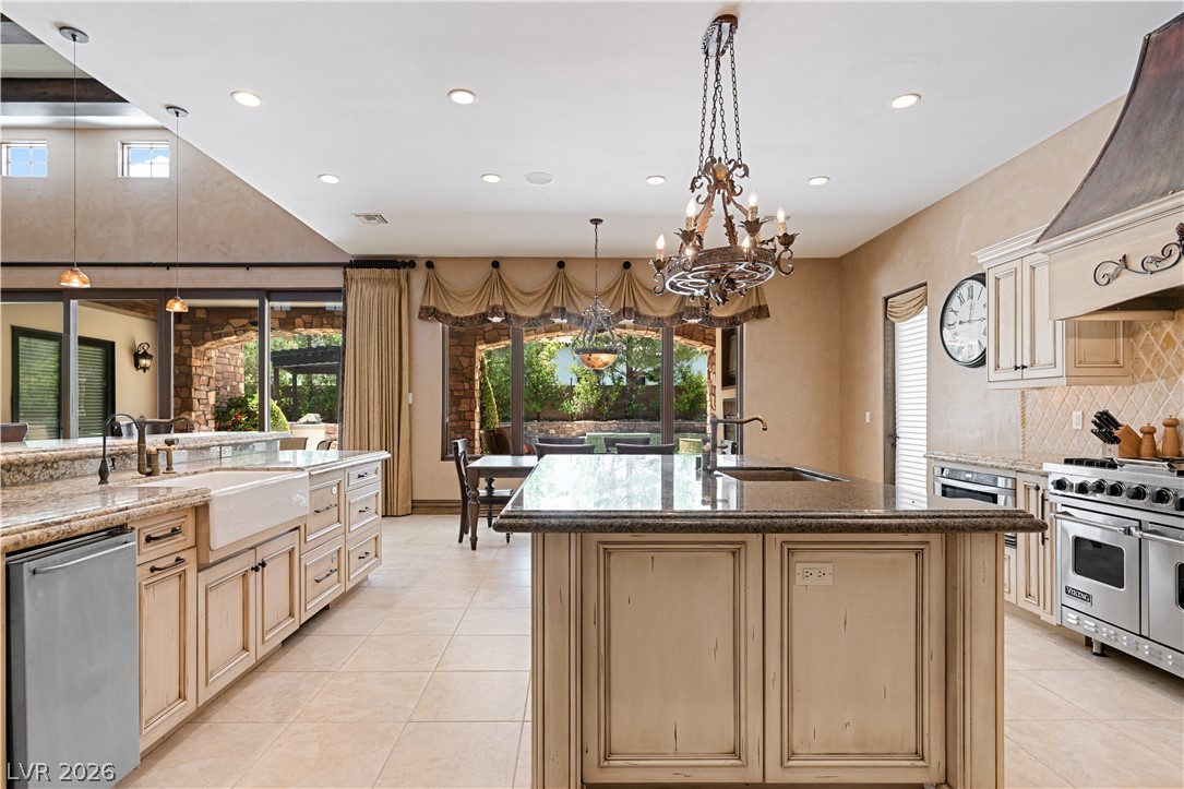 11 Olympia Hills Circle Las Vegas NV 89141