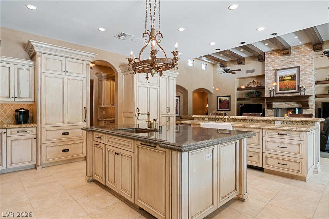 11 Olympia Hills Circle Las Vegas NV 89141