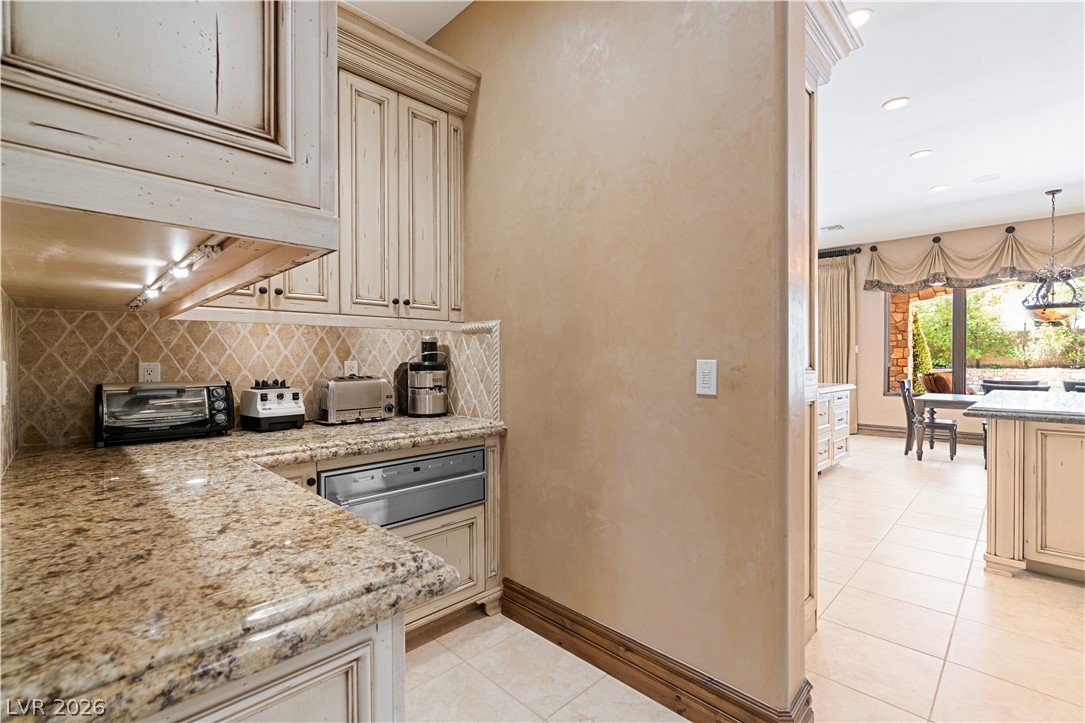 11 Olympia Hills Circle Las Vegas NV 89141