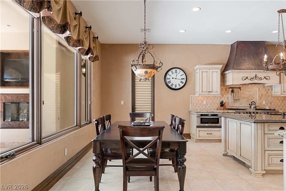 11 Olympia Hills Circle Las Vegas NV 89141